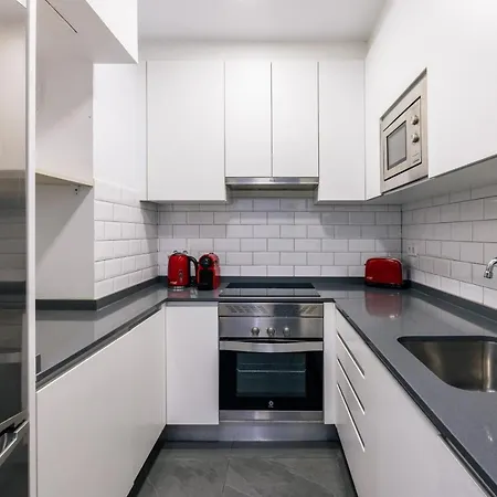 Amazing Flat 5 Balconies In Chueca - Gran Via Apartment Madrid Exterior photo
