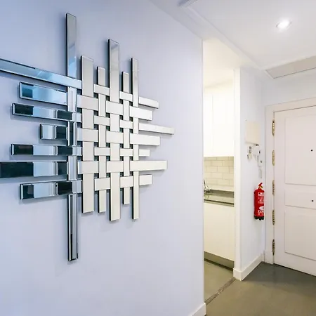 Amazing Flat 5 Balconies In Chueca - Gran Via Apartment Madrid Room photo